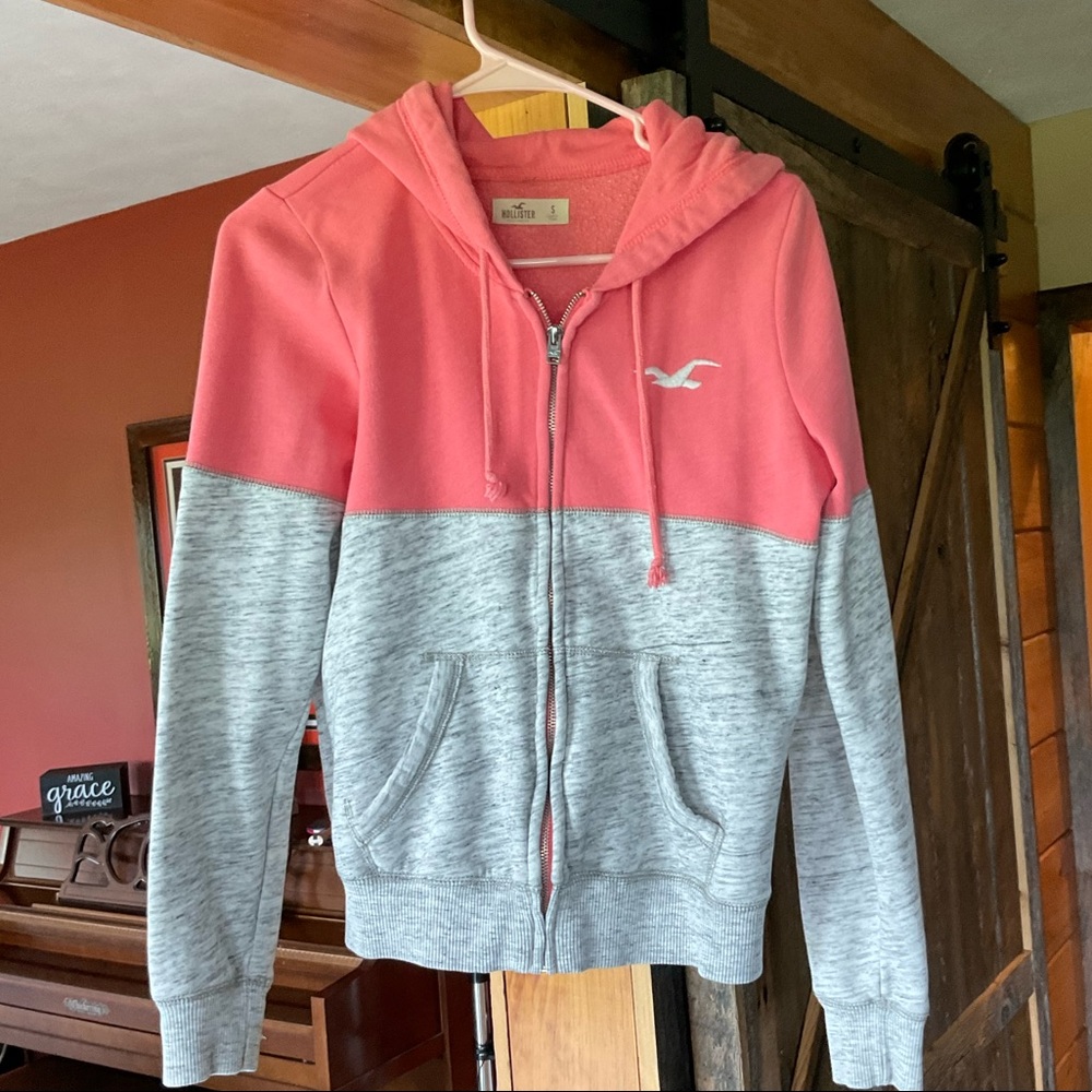 American Eagle Zip Up